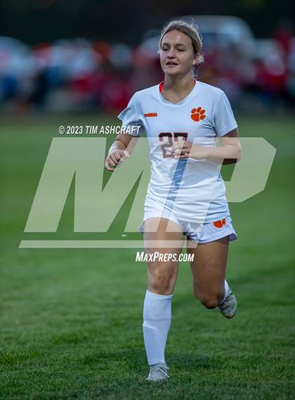 Thumbnail 1 in Lawrenceburg @ Connersville (IHSAA 2A Regional Semifinal) photogallery.