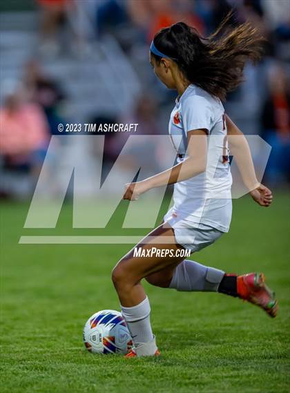 Thumbnail 2 in Lawrenceburg @ Connersville (IHSAA 2A Regional Semifinal) photogallery.