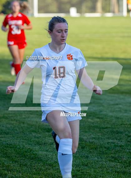 Thumbnail 1 in Lawrenceburg @ Connersville (IHSAA 2A Regional Semifinal) photogallery.