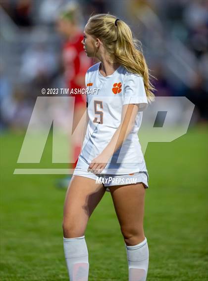 Thumbnail 2 in Lawrenceburg @ Connersville (IHSAA 2A Regional Semifinal) photogallery.