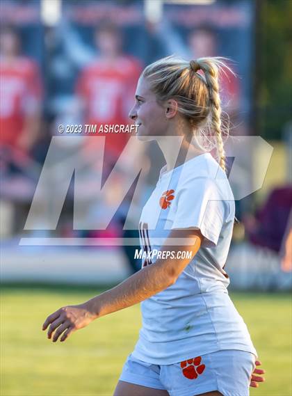 Thumbnail 2 in Lawrenceburg @ Connersville (IHSAA 2A Regional Semifinal) photogallery.
