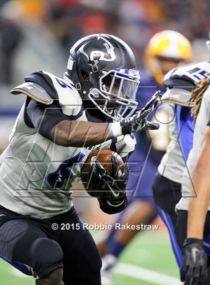 Thumbnail 3 in North Crowley @ Lamar photogallery.
