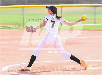 Thumbnail 2 in Mohave @ Goldwater photogallery.