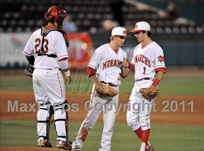 Thumbnail 3 in Dana Hills vs. Mater Dei (CIF-SS D1 Final) photogallery.