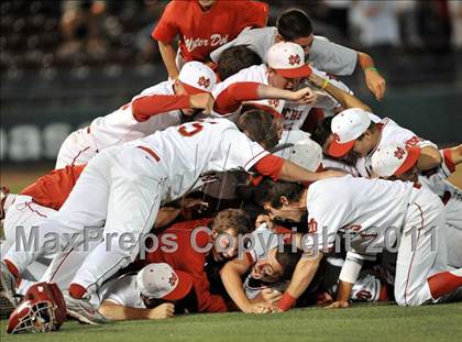 Thumbnail 1 in Dana Hills vs. Mater Dei (CIF-SS D1 Final) photogallery.