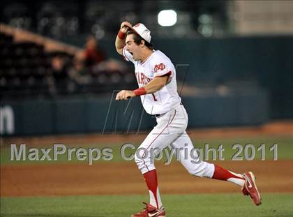 Thumbnail 3 in Dana Hills vs. Mater Dei (CIF-SS D1 Final) photogallery.