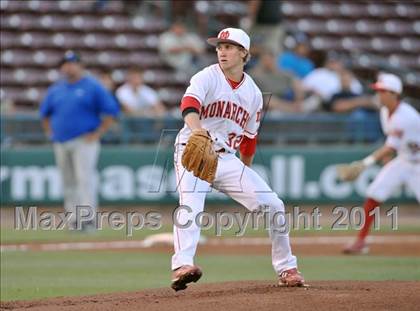 Thumbnail 3 in Dana Hills vs. Mater Dei (CIF-SS D1 Final) photogallery.