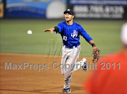 Thumbnail 2 in Dana Hills vs. Mater Dei (CIF-SS D1 Final) photogallery.