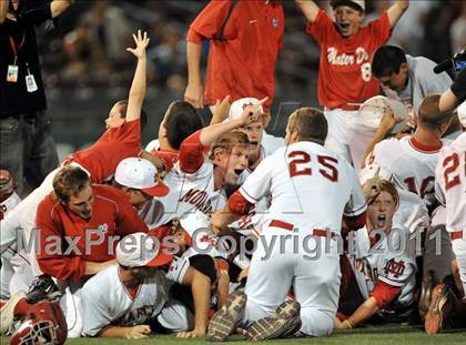 Thumbnail 3 in Dana Hills vs. Mater Dei (CIF-SS D1 Final) photogallery.