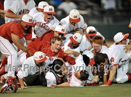 Thumbnail 2 in Dana Hills vs. Mater Dei (CIF-SS D1 Final) photogallery.