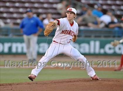 Thumbnail 2 in Dana Hills vs. Mater Dei (CIF-SS D1 Final) photogallery.