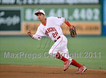 Thumbnail 3 in Dana Hills vs. Mater Dei (CIF-SS D1 Final) photogallery.