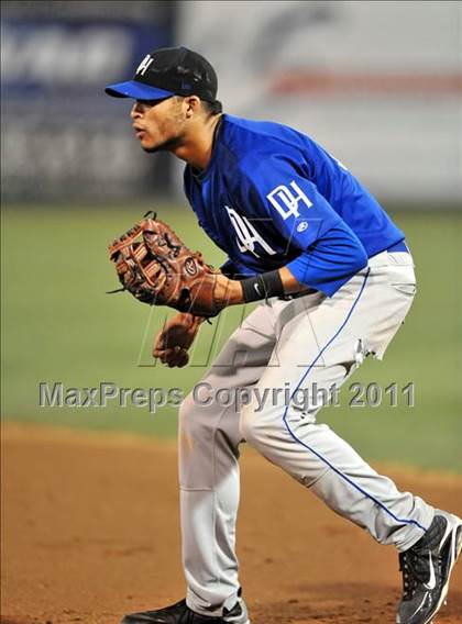 Thumbnail 3 in Dana Hills vs. Mater Dei (CIF-SS D1 Final) photogallery.