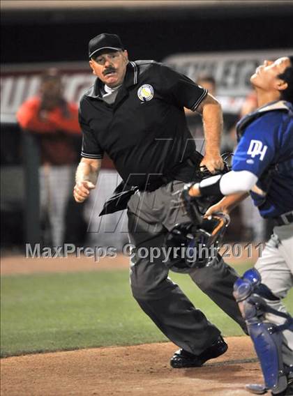 Thumbnail 3 in Dana Hills vs. Mater Dei (CIF-SS D1 Final) photogallery.