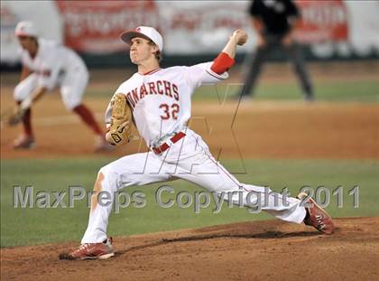 Thumbnail 2 in Dana Hills vs. Mater Dei (CIF-SS D1 Final) photogallery.