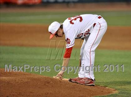 Thumbnail 1 in Dana Hills vs. Mater Dei (CIF-SS D1 Final) photogallery.