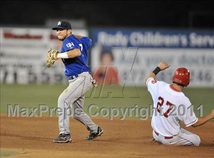 Thumbnail 3 in Dana Hills vs. Mater Dei (CIF-SS D1 Final) photogallery.