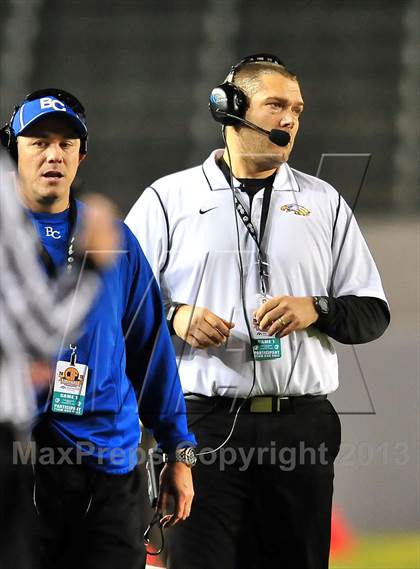 Thumbnail 1 in Central Catholic vs. Bakersfield Christian (CIF State D4 Final) photogallery.