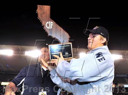 Thumbnail 3 in Central Catholic vs. Bakersfield Christian (CIF State D4 Final) photogallery.