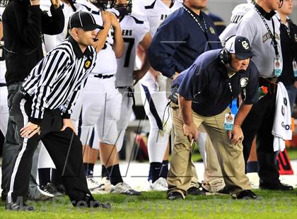 Thumbnail 2 in Central Catholic vs. Bakersfield Christian (CIF State D4 Final) photogallery.