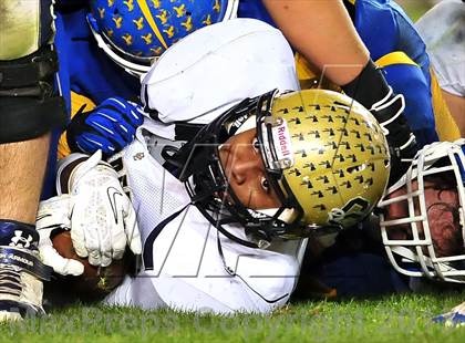 Thumbnail 1 in Central Catholic vs. Bakersfield Christian (CIF State D4 Final) photogallery.