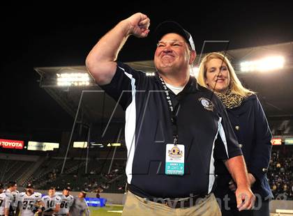 Thumbnail 2 in Central Catholic vs. Bakersfield Christian (CIF State D4 Final) photogallery.