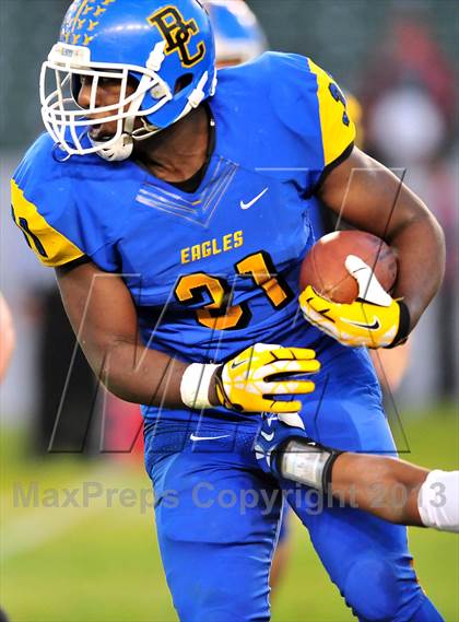 Thumbnail 2 in Central Catholic vs. Bakersfield Christian (CIF State D4 Final) photogallery.