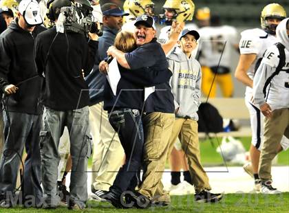 Thumbnail 1 in Central Catholic vs. Bakersfield Christian (CIF State D4 Final) photogallery.