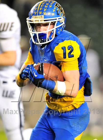 Thumbnail 3 in Central Catholic vs. Bakersfield Christian (CIF State D4 Final) photogallery.