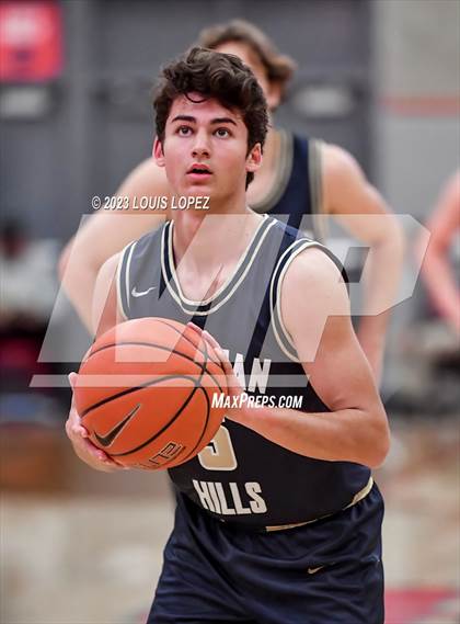 Thumbnail 2 in Rolling Hills Prep vs. San Juan Hills (Nike Extravaganza) photogallery.