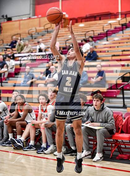 Thumbnail 3 in Rolling Hills Prep vs. San Juan Hills (Nike Extravaganza) photogallery.