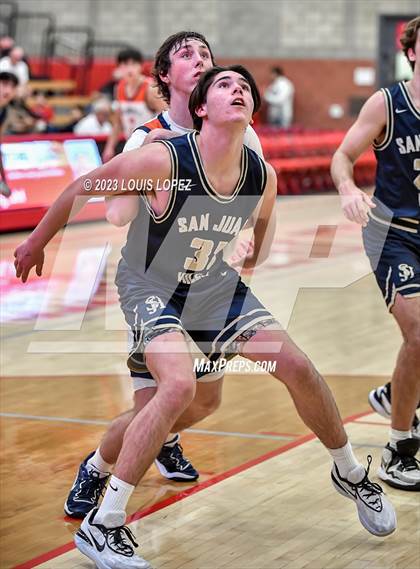 Thumbnail 2 in Rolling Hills Prep vs. San Juan Hills (Nike Extravaganza) photogallery.