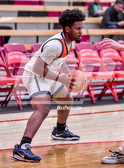 Thumbnail 3 in Rolling Hills Prep vs. San Juan Hills (Nike Extravaganza) photogallery.