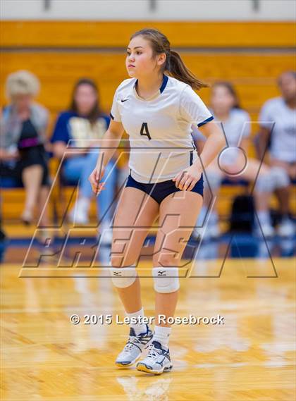 Thumbnail 3 in O'Connor vs. Taft photogallery.