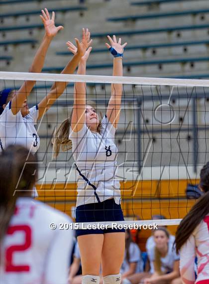 Thumbnail 1 in O'Connor vs. Taft photogallery.