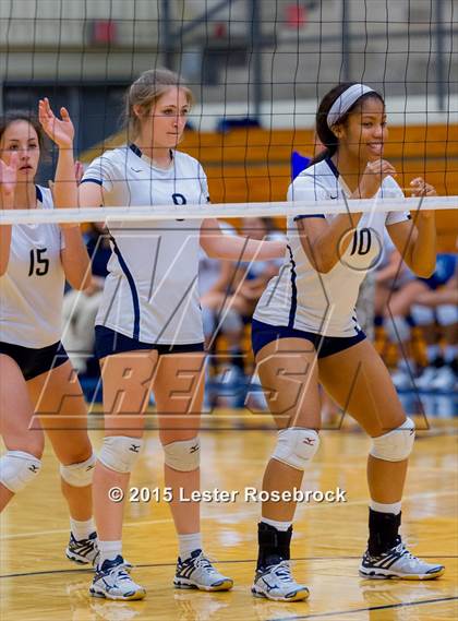 Thumbnail 3 in O'Connor vs. Taft photogallery.