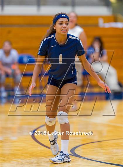 Thumbnail 2 in O'Connor vs. Taft photogallery.
