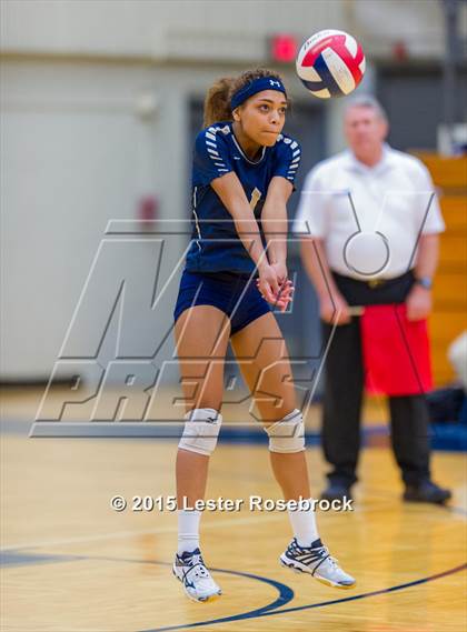 Thumbnail 2 in O'Connor vs. Taft photogallery.