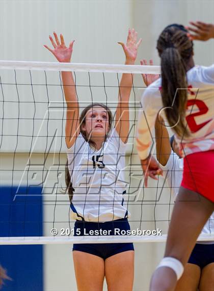 Thumbnail 2 in O'Connor vs. Taft photogallery.