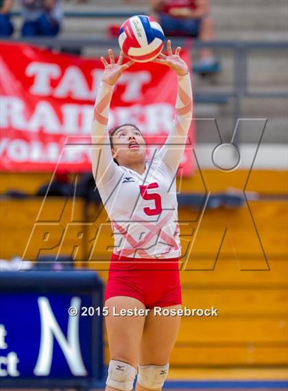 Thumbnail 1 in O'Connor vs. Taft photogallery.