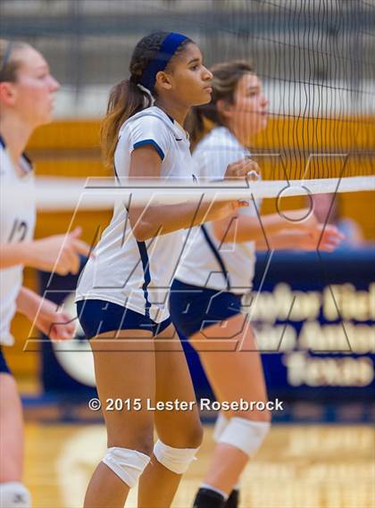 Thumbnail 3 in O'Connor vs. Taft photogallery.