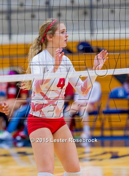 Thumbnail 3 in O'Connor vs. Taft photogallery.