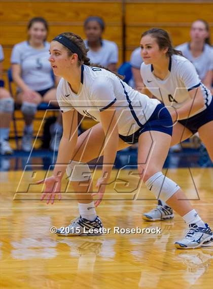 Thumbnail 3 in O'Connor vs. Taft photogallery.