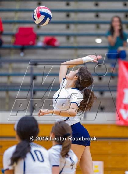 Thumbnail 3 in O'Connor vs. Taft photogallery.