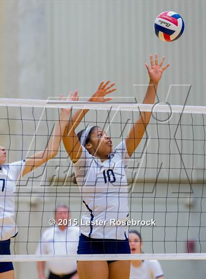 Thumbnail 1 in O'Connor vs. Taft photogallery.