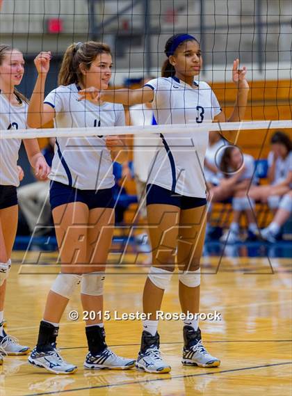 Thumbnail 1 in O'Connor vs. Taft photogallery.