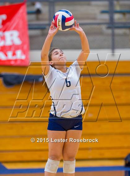 Thumbnail 2 in O'Connor vs. Taft photogallery.