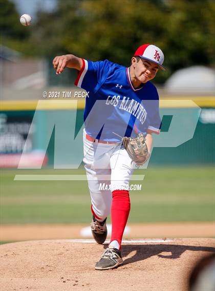 Thumbnail 3 in Newport Harbor @ Los Alamitos photogallery.