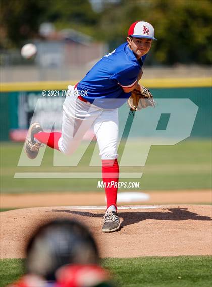Thumbnail 2 in Newport Harbor @ Los Alamitos photogallery.