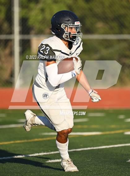 Thumbnail 1 in Hays @ Boerne-Champion photogallery.